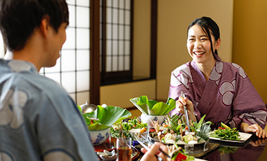 画像:お部屋食